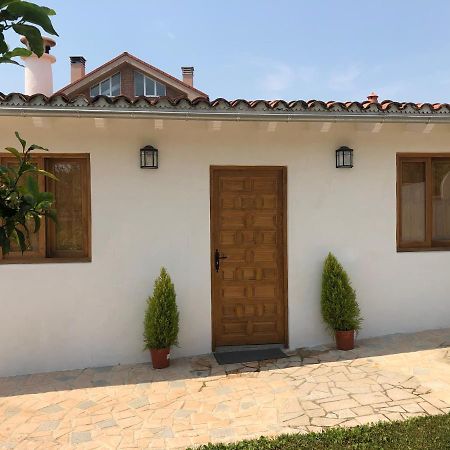 הוילה אבילס La Casita De El Montan מראה חיצוני תמונה