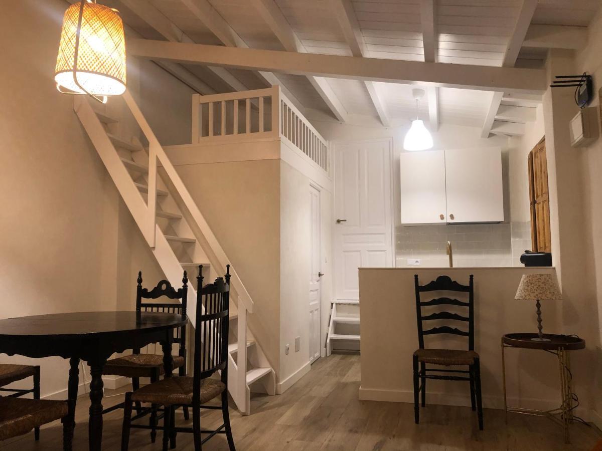 הוילה אבילס La Casita De El Montan מראה חיצוני תמונה