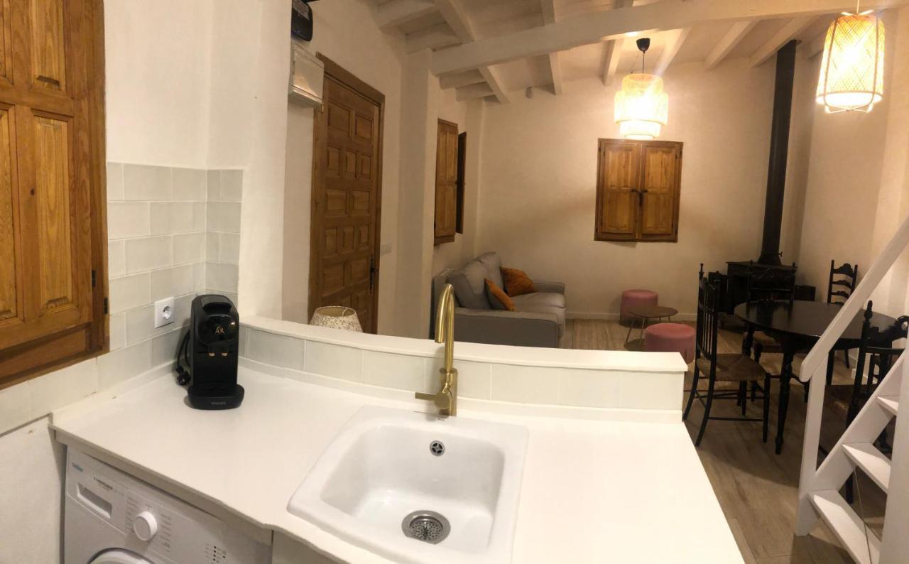הוילה אבילס La Casita De El Montan מראה חיצוני תמונה